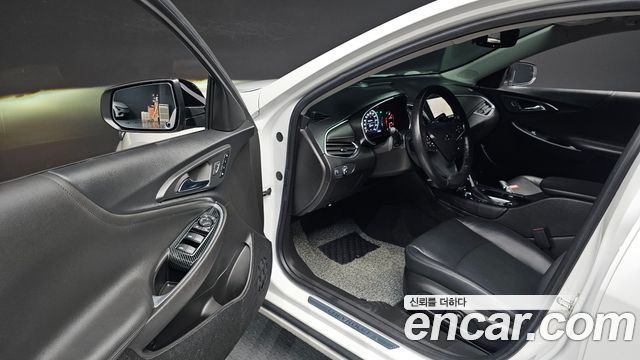 Chevrolet Malibu 2.0 Turbo Redline 2022 — фото 10