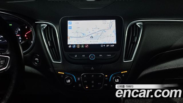 Chevrolet Malibu 2.0 Turbo Redline 2022 — фото 14