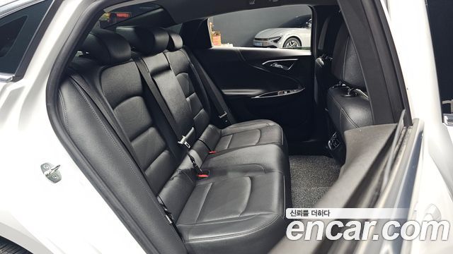 Chevrolet Malibu 2.0 Turbo Redline 2022 — фото 30