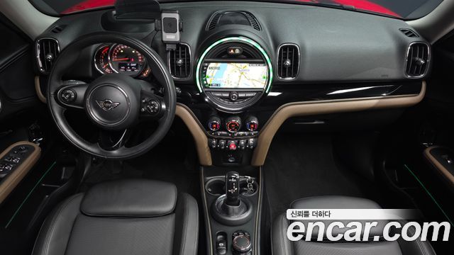 MINI Cooper D Countryman ALL4 HIGH 2nd 2019 — фото 7
