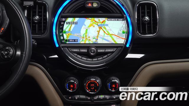 MINI Cooper D Countryman ALL4 HIGH 2nd 2019 — фото 14