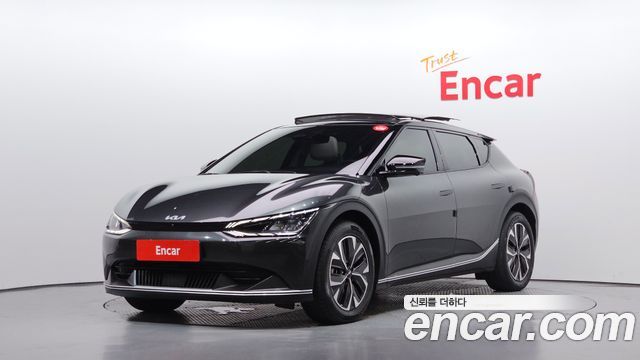 Kia EV6 Long Range 4WD Air 2023 — фото 1