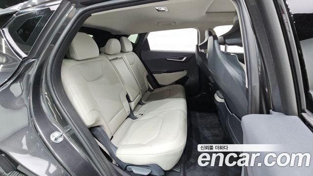 Kia EV6 Long Range 4WD Air 2023 — фото 11