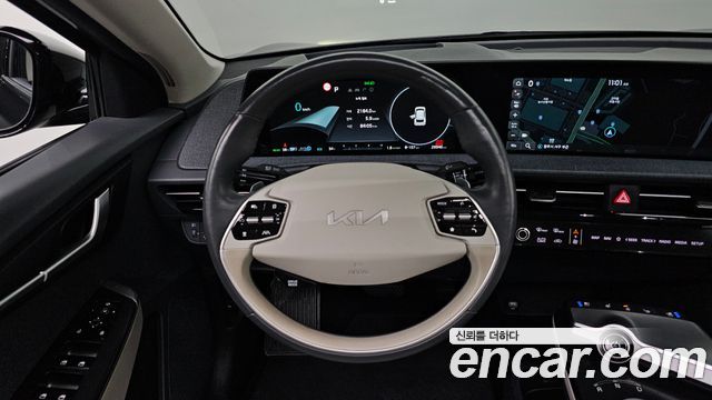 Kia EV6 Long Range 4WD Air 2023 — фото 13