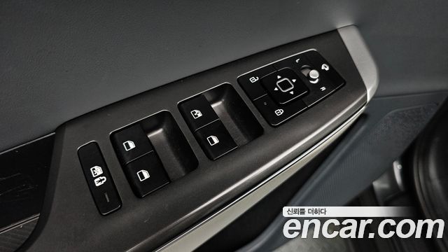 Kia EV6 Long Range 4WD Air 2023 — фото 16