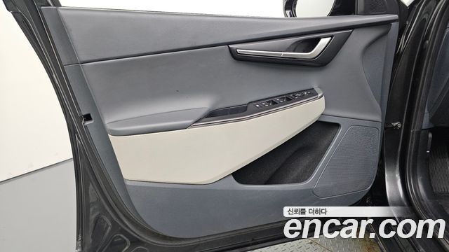 Kia EV6 Long Range 4WD Air 2023 — фото 24
