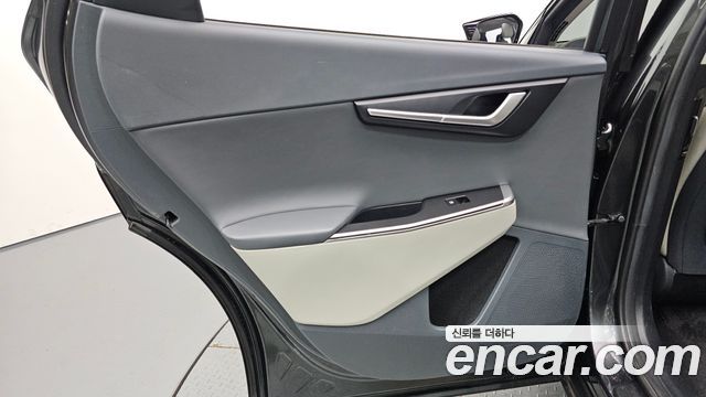 Kia EV6 Long Range 4WD Air 2023 — фото 25