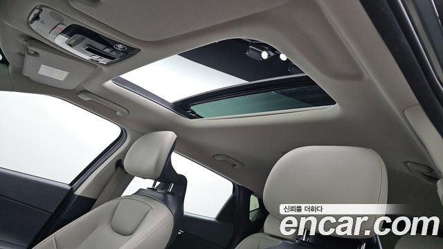 Kia EV6 Long Range 4WD Air 2023 — фото 27