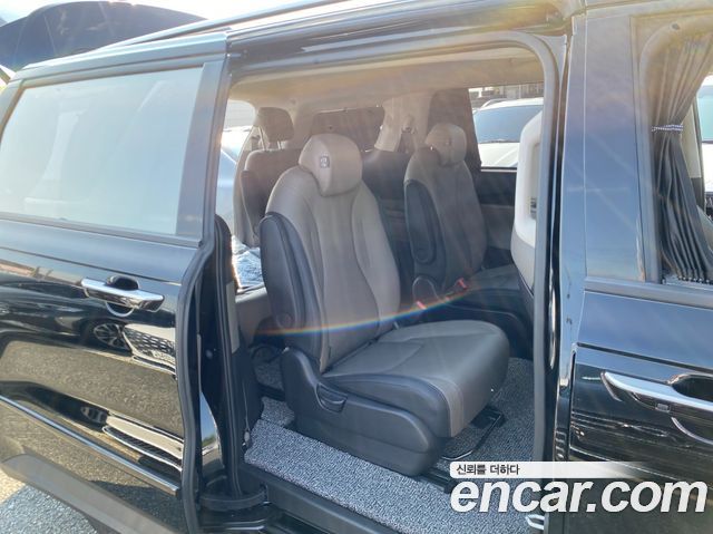 Kia Carnival (IV) Diesel 9-Seater Prestige 2025 — фото 20