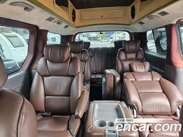 Hyundai Grand Starex Limousine LPi 2019 — фото 16