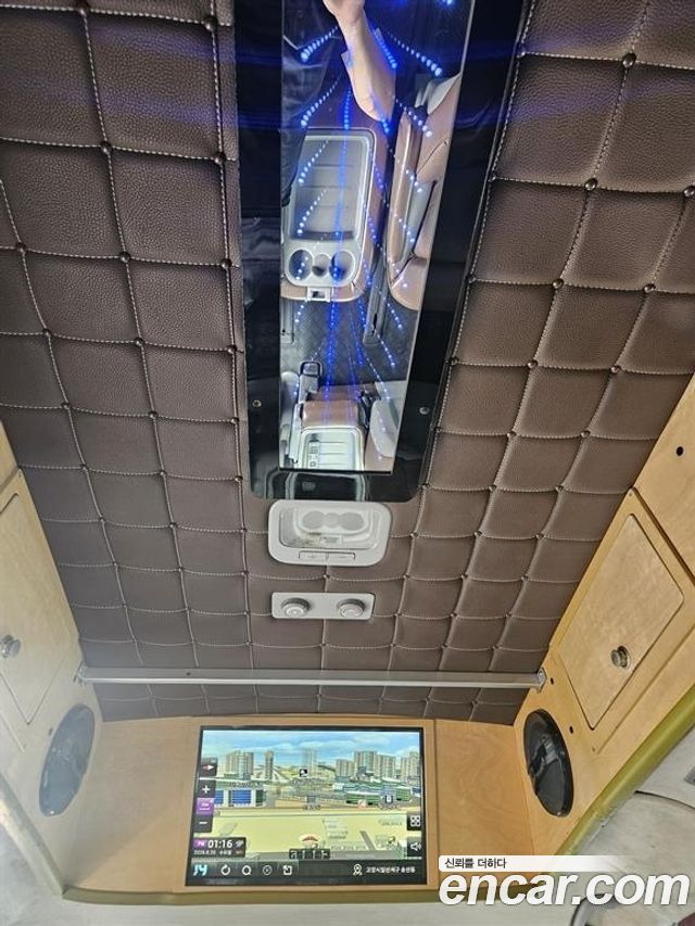 Hyundai Grand Starex Limousine LPi 2019 — фото 17