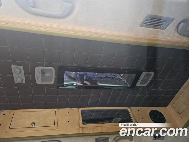 Hyundai Grand Starex Limousine LPi 2019 — фото 18