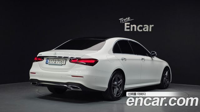 Mercedes-Benz E-Class (W213) E250 AMG Line 2023 — фото 2