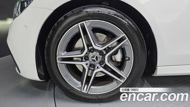 Mercedes-Benz E-Class (W213) E250 AMG Line 2023 — фото 5