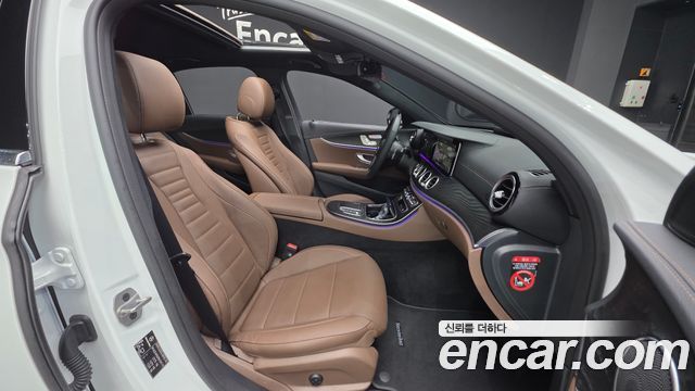 Mercedes-Benz E-Class (W213) E250 AMG Line 2023 — фото 10