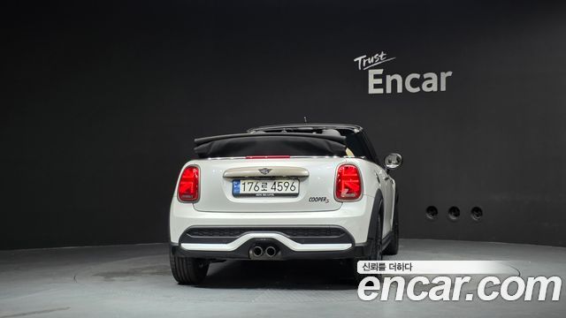MINI Cooper S Convertible Resolute Edition 3rd Gen 2024 — фото 4