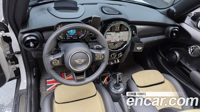 MINI Cooper S Convertible Resolute Edition 3rd Gen 2024 — фото 7