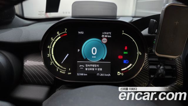 MINI Cooper S Convertible Resolute Edition 3rd Gen 2024 — фото 8