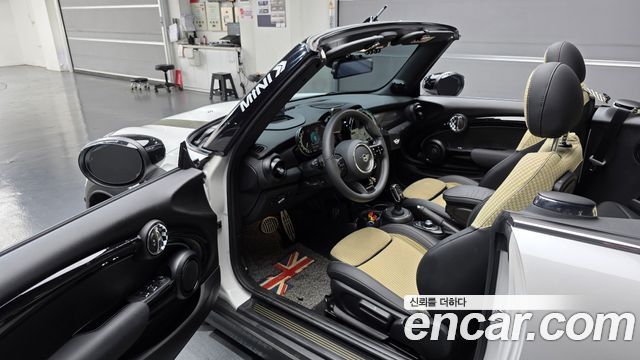 MINI Cooper S Convertible Resolute Edition 3rd Gen 2024 — фото 10