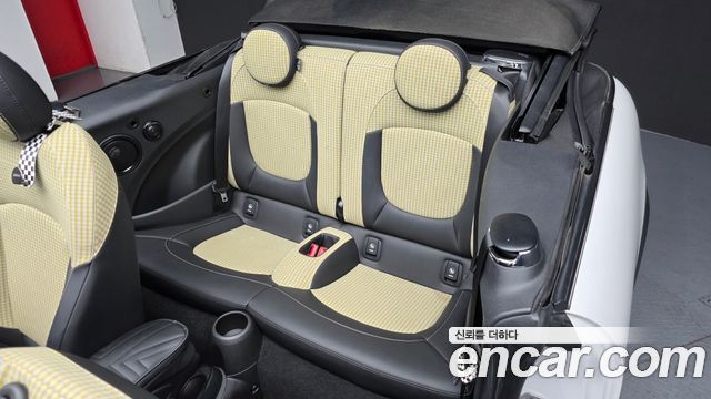 MINI Cooper S Convertible Resolute Edition 3rd Gen 2024 — фото 11