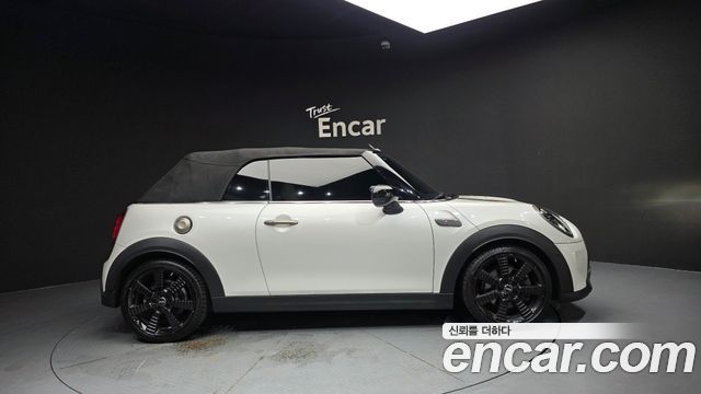 MINI Cooper S Convertible Resolute Edition 3rd Gen 2024 — фото 35