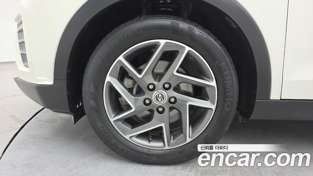 KG Mobility (SsangYong) Very New Tivoli Gasoline 1.5 2WD V3 2022 — фото 5