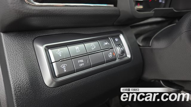 KG Mobility (SsangYong) Very New Tivoli Gasoline 1.5 2WD V3 2022 — фото 18