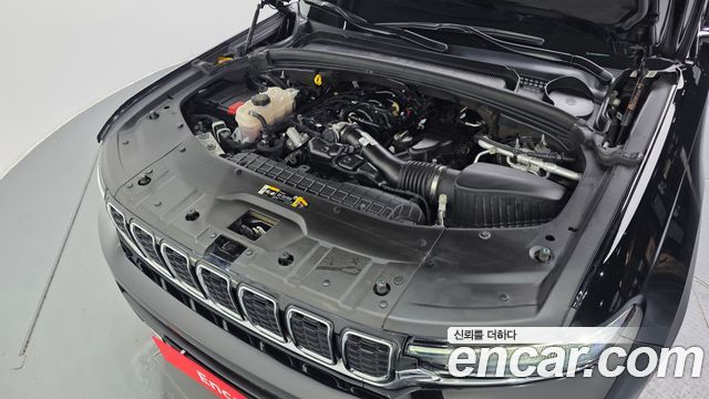Jeep Grand Cherokee (WL) 3.6 Limited 2023 — фото 6