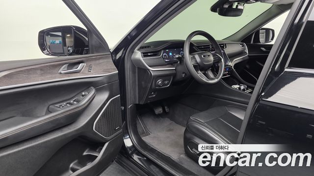 Jeep Grand Cherokee (WL) 3.6 Limited 2023 — фото 10