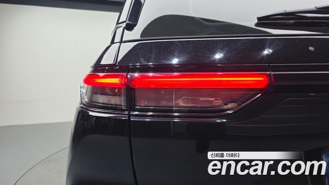 Jeep Grand Cherokee (WL) 3.6 Limited 2023 — фото 23