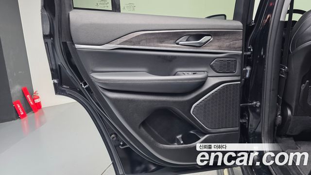 Jeep Grand Cherokee (WL) 3.6 Limited 2023 — фото 25