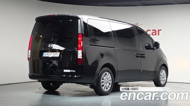 Hyundai Staria HEV 1.6T Cargo 2-Seater Modern 2026 — фото 2