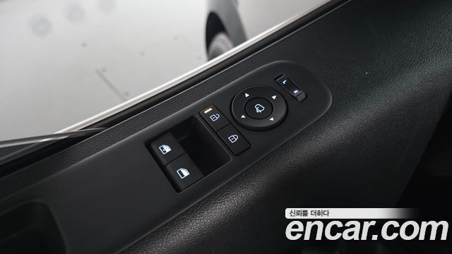 Hyundai Staria HEV 1.6T Cargo 2-Seater Modern 2026 — фото 30