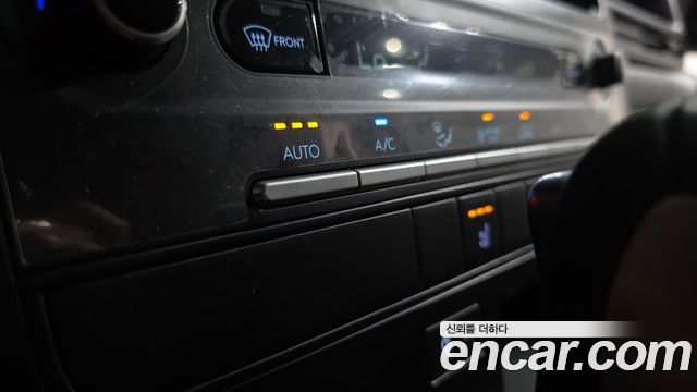 Hyundai Staria HEV 1.6T Cargo 2-Seater Modern 2026 — фото 32