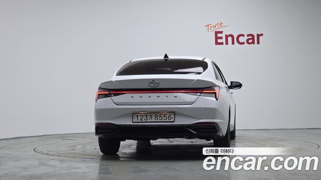 Hyundai Avante (CN7) 1.6 Inspiration 2021 — фото 4