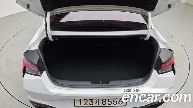 Hyundai Avante (CN7) 1.6 Inspiration 2021 — фото 20
