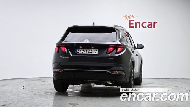 Hyundai Tucson (NX4) Diesel 2.0 4WD Premium 2023 — фото 4
