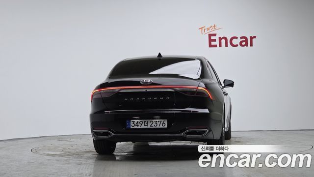 Hyundai Grandeur (IG) 2.5 Exclusice 2022 — фото 4