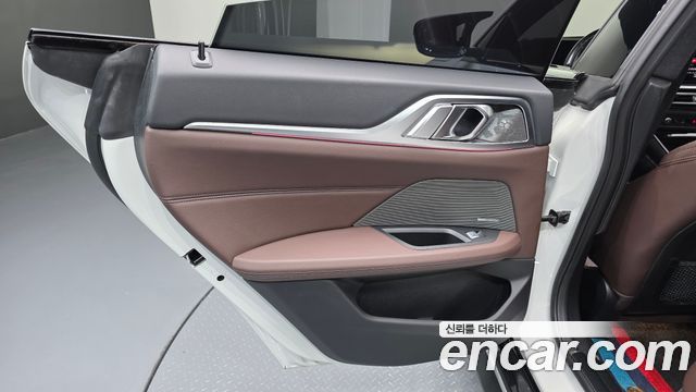 BMW i4 eDrive40 M Sports Pro 2023 — фото 25