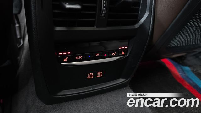 BMW i4 eDrive40 M Sports Pro 2023 — фото 30