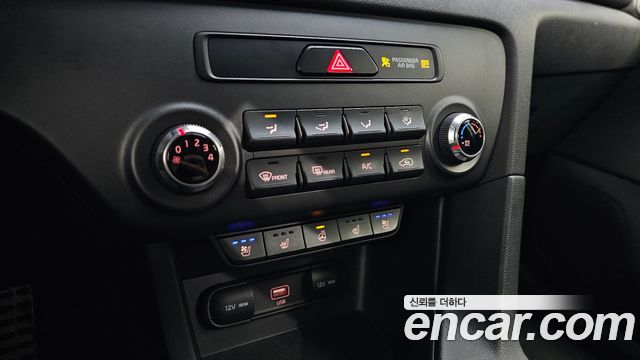 Kia Sportage The Bold Diesel 2.0 2WD Prestige 2019 — фото 13