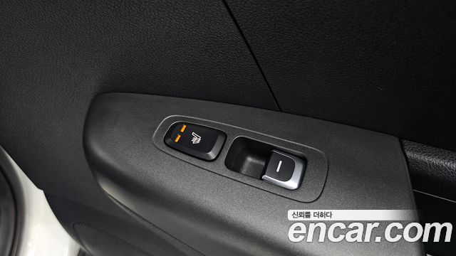 Kia Sportage The Bold Diesel 2.0 2WD Prestige 2019 — фото 17