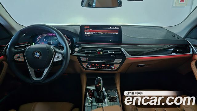 BMW 5 Series (G30) 520i Luxury 2023 — фото 7