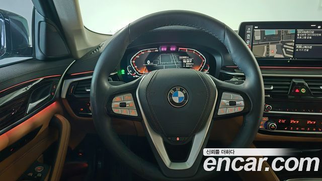 BMW 5 Series (G30) 520i Luxury 2023 — фото 18