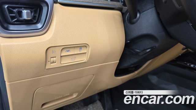 Kia Sorento (IV) Gasoline 2.5T 2WD Prestige 2023 — фото 19