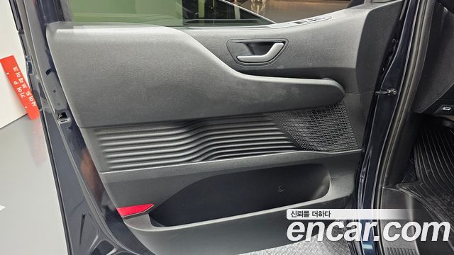 Hyundai Staria Cargo 5-Seater Modern 2024 — фото 24