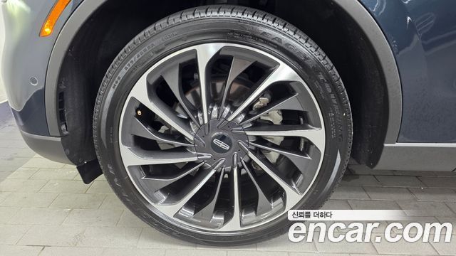 Lincoln Aviator (II) 3.0 Reserve  AWD 2023 — фото 5