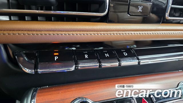 Lincoln Aviator (II) 3.0 Reserve  AWD 2023 — фото 9