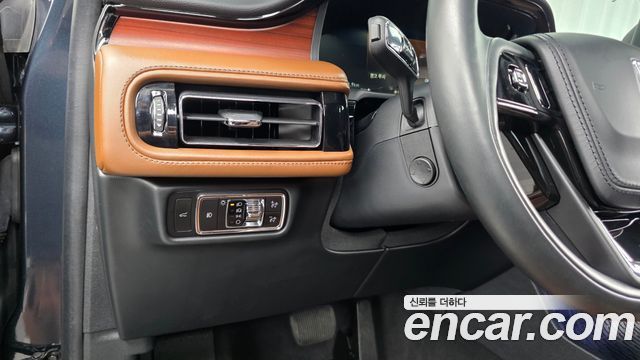 Lincoln Aviator (II) 3.0 Reserve  AWD 2023 — фото 16