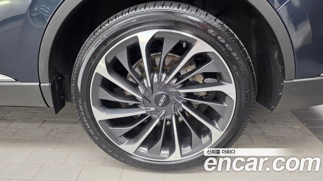 Lincoln Aviator (II) 3.0 Reserve  AWD 2023 — фото 21